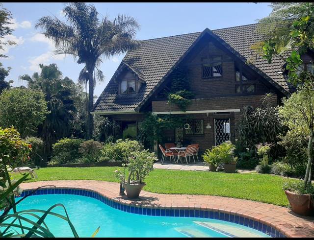 5 BEDROOM FREESTANDING FOR SALE IN WORLDS VIEW